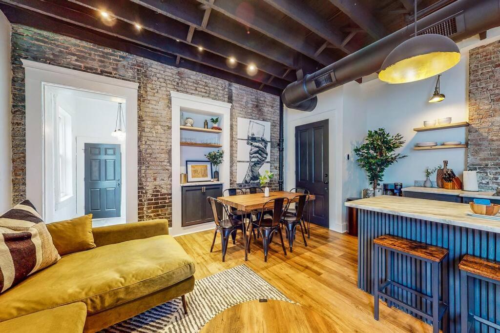 Luxury 8 Bed/4 Ba Nulu Home Private Yard/Parking لويفيل المظهر الخارجي الصورة