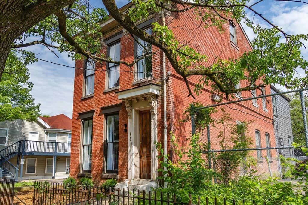 Luxury 8 Bed/4 Ba Nulu Home Private Yard/Parking لويفيل المظهر الخارجي الصورة