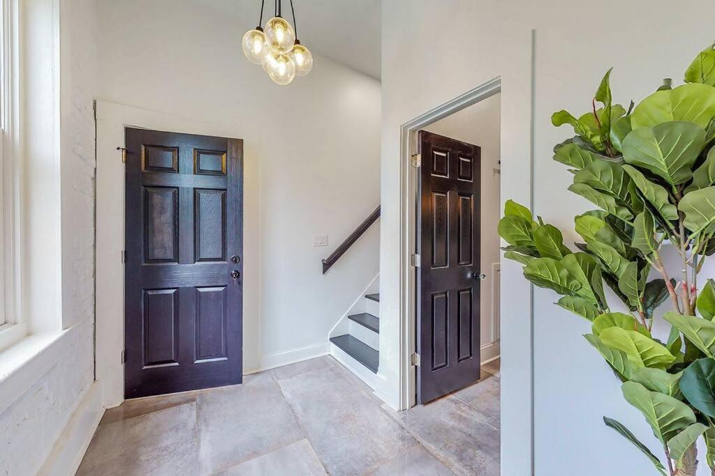 Luxury 8 Bed/4 Ba Nulu Home Private Yard/Parking لويفيل المظهر الخارجي الصورة